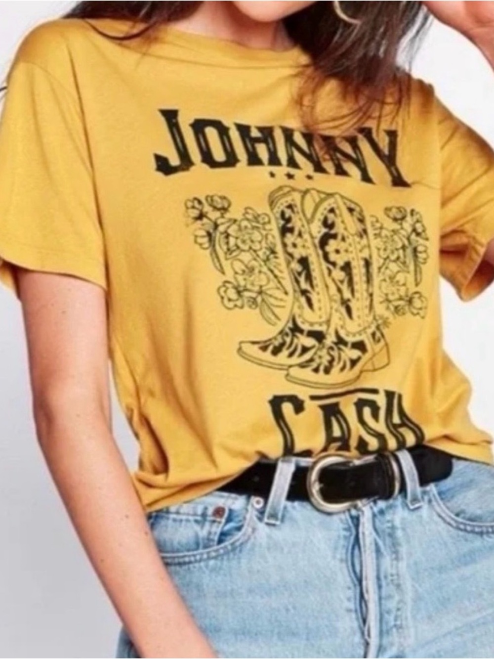 Daydreamer Mustard Johnny Cash Coastal Cowgirl Boho Preppy Slouchy Graphic Tee S